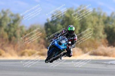 media/Jan-08-2022-SoCal Trackdays (Sat) [[1ec2777125]]/Turn 7 (1035am)/